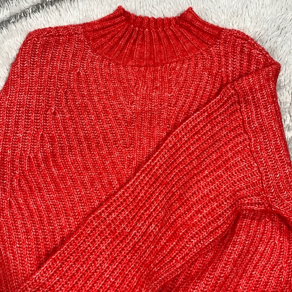 Kohls, brand new, neon pinkish sweater, size M or 6. - Picture 1 of 5
